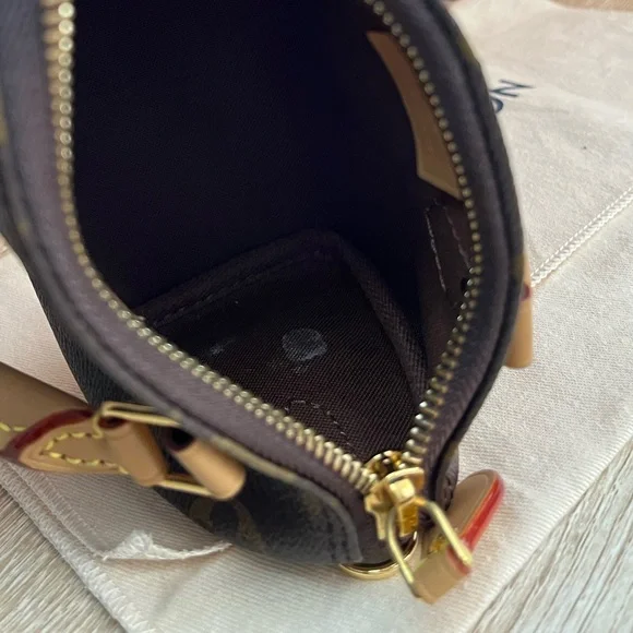 Authentic Louis Vuitton Nano Speedy - Picture 12 of 13